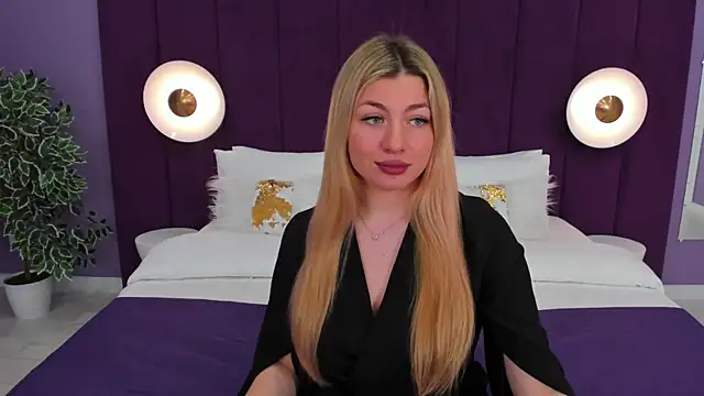 HelenaMorgan online show from March 2025 06:10:01 AM