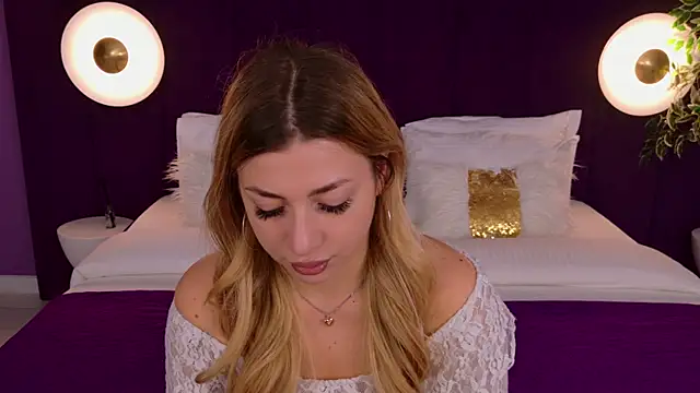 HelenaMorgan online show from September 2025 03:10:01 AM