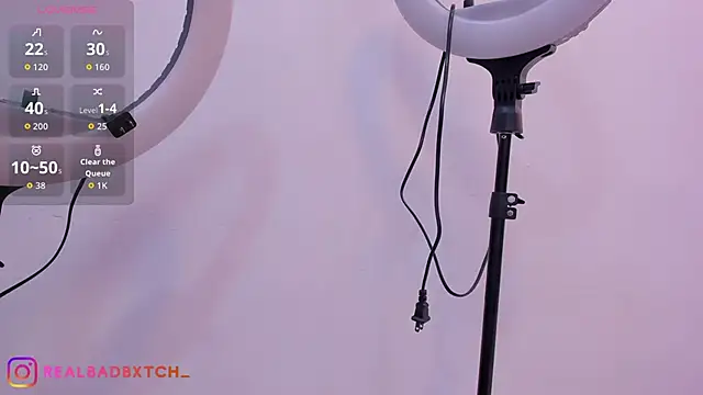 Realbadbxtch online show from February 2026 02:57:02 PM