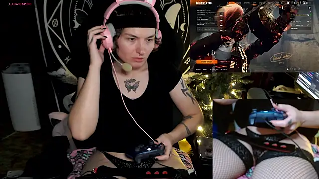 BrandiWRLD 999 online show from December 2024 11:25:02 PM