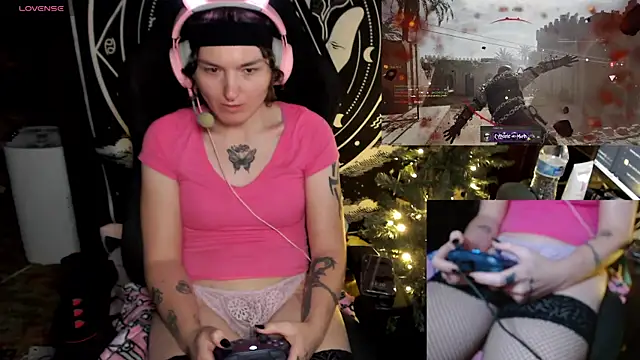 BrandiWRLD 999 online show from December 2024 05:18:02 AM