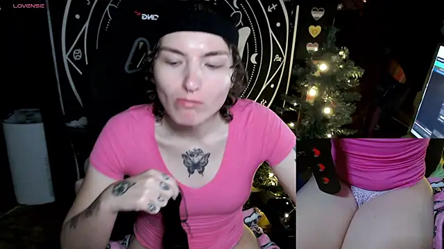 BrandiWRLD 999 online show from December 2024 06:24:02 PM