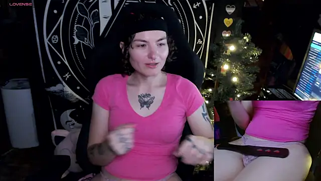 BrandiWRLD 999 online show from December 2024 09:08:01 PM