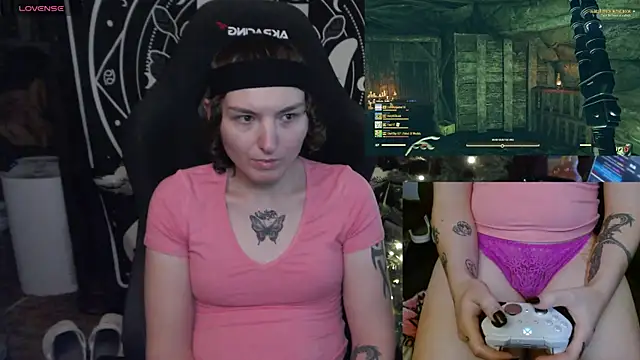 BrandiWRLD 999 online show from January 2025 12:41:01 AM