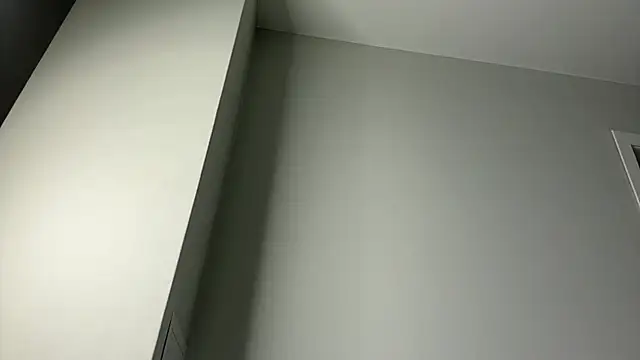 elisa moon online show from February 2025 01:22:01 AM