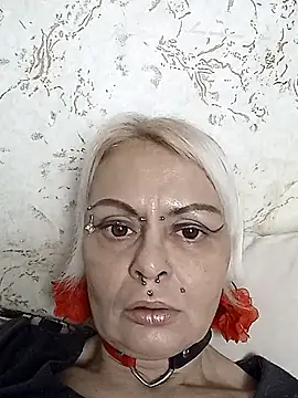 Gardener of Illusions online show from November 2025 04:18:01 PM