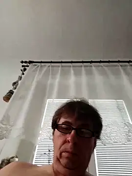 Lisak951 online show from June 2026 01:13:01 PM