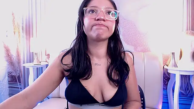 Gag princeess online show from March 2025 07:35:02 PM