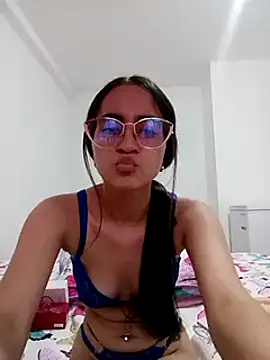 Snapshot of Mia_Fischer chatting on March 2025 10:20:02 PM Mia Fischer online show from March 2025 10:20:02 PM