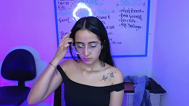 Mia Fischer online show from March 2026 11:58:02 AM