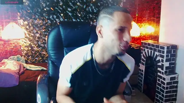 SonicJ25 online show from February 2025 09:29:02 PM