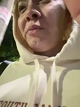 adarussell online show from December 2024 01:53:02 AM