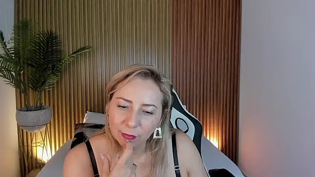 andre soto  online show from December 2024 05:12:01 AM