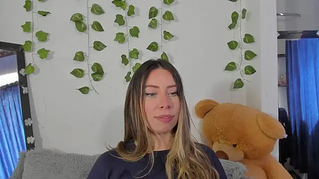 Snapshot of JanneKim chatting on October 2025 02:40:02 PM JanneKim online show from October 2025 02:40:02 PM