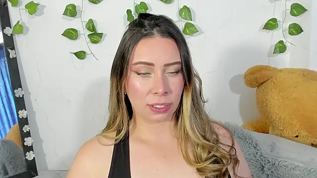 Snapshot of JanneKim chatting on November 2025 02:39:02 PM JanneKim online show from November 2025 02:39:02 PM