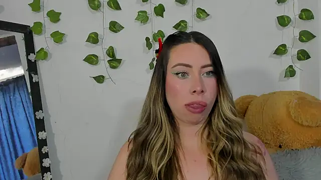 Snapshot of JanneKim chatting on November 2025 06:56:02 PM JanneKim online show from November 2025 06:56:02 PM