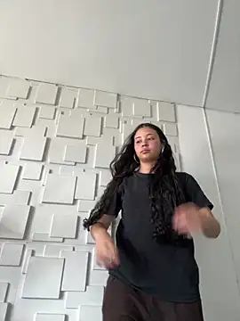Snapshot of Paloma__LS chatting on December 2024 08:47:01 PM Paloma LS online show from December 2024 08:47:01 PM