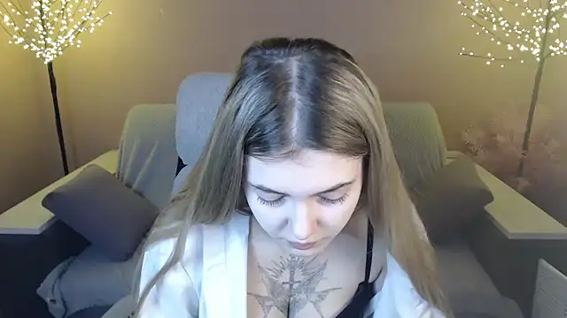 Ritaneer online show from December 2024 09:10:01 AM