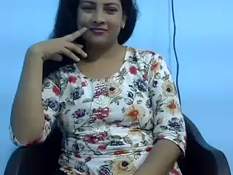 Snapshot of tripti2 chatting on February 2025 02:02:01 PM tripti2 online show from February 2025 02:02:01 PM