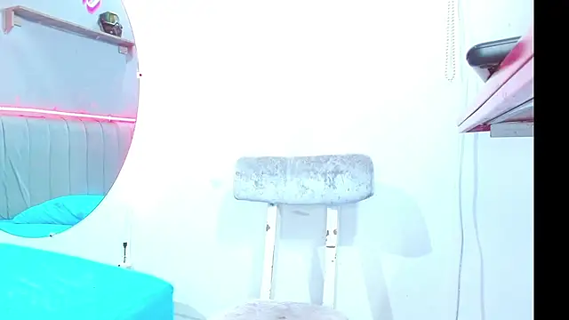 minimi naty online show from December 2024 10:26:01 PM