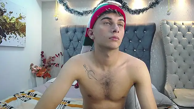 MrWilliseo online show from December 2024 12:44:02 AM