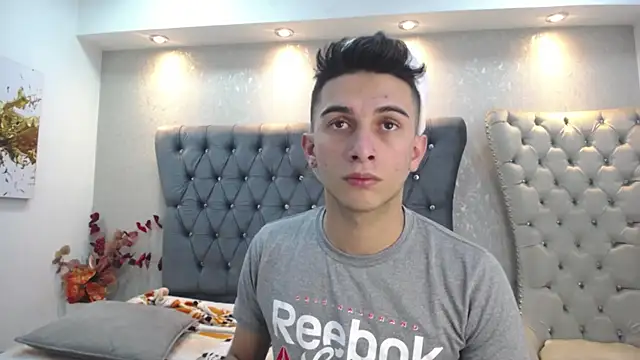 MrWilliseo online show from January 2025 10:58:02 PM