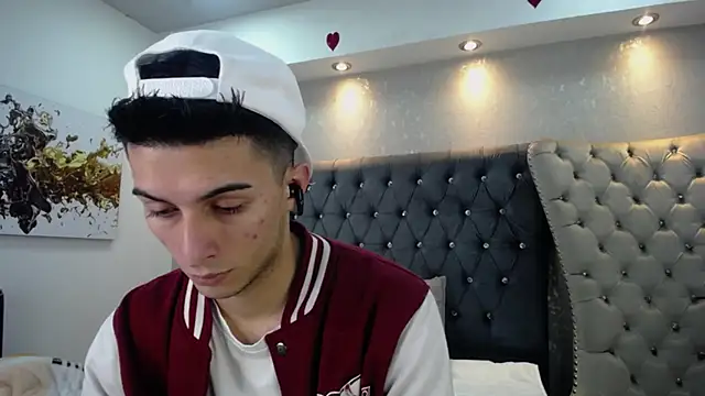 MrWilliseo online show from February 2025 08:00:02 PM