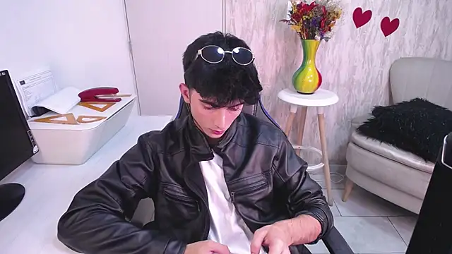 MrWilliseo online show from February 2026 07:48:01 PM