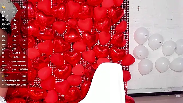 Snapshot of Crystal_Dluna chatting on February 2025 07:44:01 PM Crystal Dluna online show from February 2025 07:44:01 PM