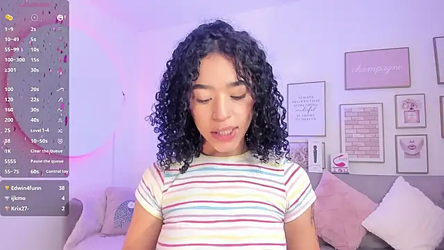 Snapshot of Crystal_Dluna chatting on February 2025 12:45:02 PM Crystal Dluna online show from February 2025 12:45:02 PM