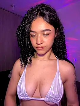 Snapshot of Crystal_Dluna chatting on October 2025 06:08:02 PM Crystal Dluna online show from October 2025 06:08:02 PM