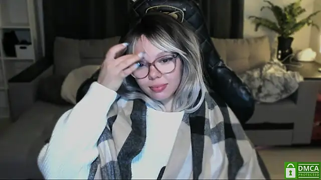 whoa-hoa-hoa-hoa-hoa online show from December 2024 09:06:01 PM