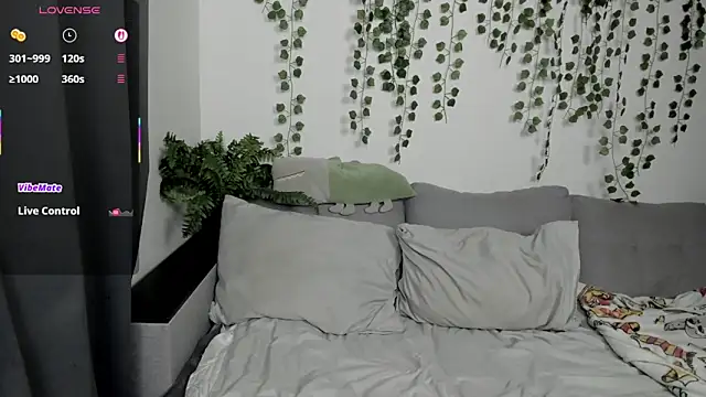 whoa-hoa-hoa-hoa-hoa online show from September 2025 05:40:02 PM