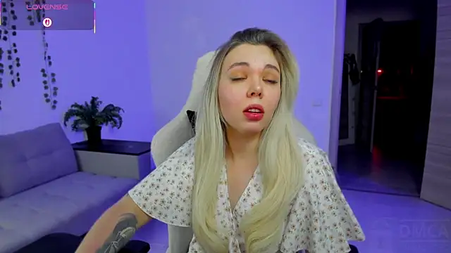 whoa-hoa-hoa-hoa-hoa online show from November 2025 03:15:02 PM