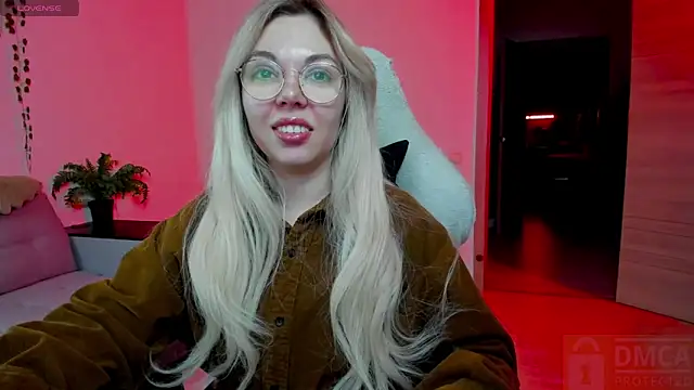 whoa-hoa-hoa-hoa-hoa online show from November 2025 04:55:01 PM