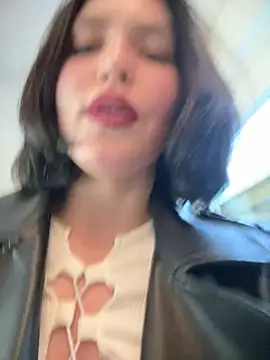 meow girl online show from December 2024 10:23:02 AM