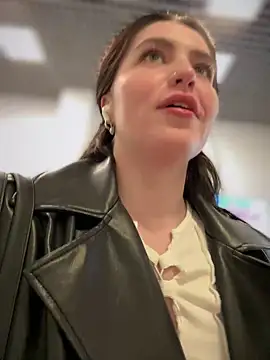 meow girl online show from January 2025 11:13:02 AM