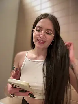 meow girl online show from January 2025 02:14:01 PM