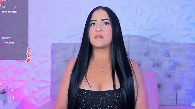 Snapshot of Miss_Ivy4 chatting on October 2025 08:32:01 PM Miss Ivy4 online show from October 2025 08:32:01 PM