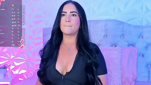 Snapshot of Miss_Ivy4 chatting on November 2025 12:00:01 AM Miss Ivy4 online show from November 2025 12:00:01 AM