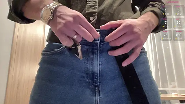 cute mark online show from October 2025 03:18:02 AM