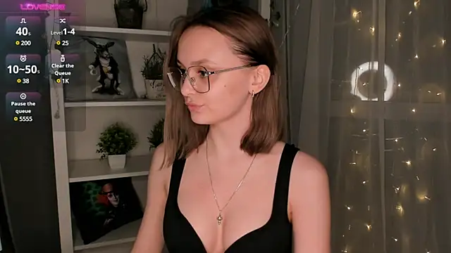Snapshot of ms_elizabethqueen chatting on February 2025 07:12:02 PM ms elizabethqueen online show from February 2025 07:12:02 PM