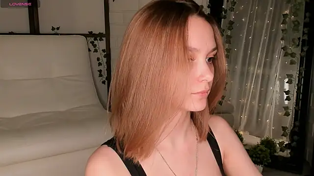 Snapshot of ms_elizabethqueen chatting on March 2025 04:33:02 PM ms elizabethqueen online show from March 2025 04:33:02 PM