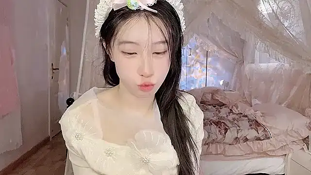 JennieKim RoseannePark online show from December 2024 03:54:02 PM