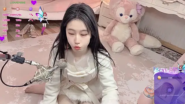 JennieKim RoseannePark online show from December 2024 01:36:02 PM