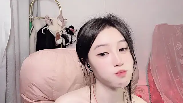 JennieKim RoseannePark online show from February 2025 05:34:01 PM