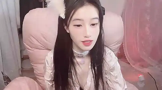 JennieKim RoseannePark online show from February 2025 02:16:01 PM