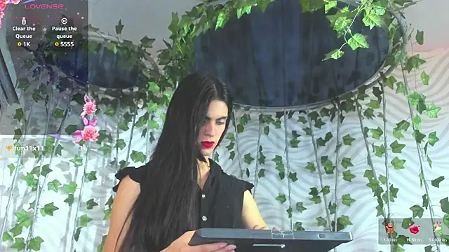 Venusflame   online show from February 2025 01:48:02 PM