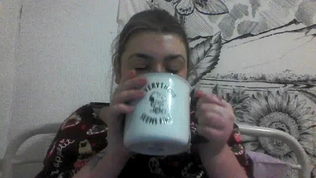 CamilaCherryX online show from November 2025 07:10:01 PM