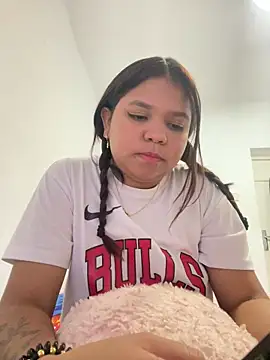 Amaia Nomi online show from September 2025 09:36:02 PM